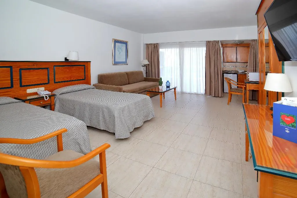 STUDIO SIDE SEA VIEW Room, PYR Fuengirola, Costa Del Sol