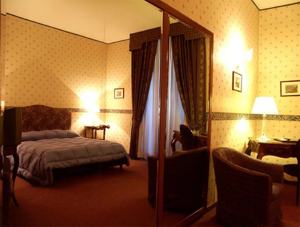 Double or Twin STANDARD Room, Nuovo Rebecchino, Naples