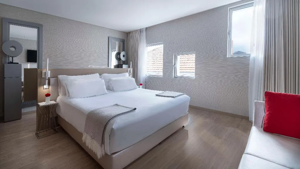 DOUBLE PREMIUM Room, NH Collection Porto Batalha, Porto