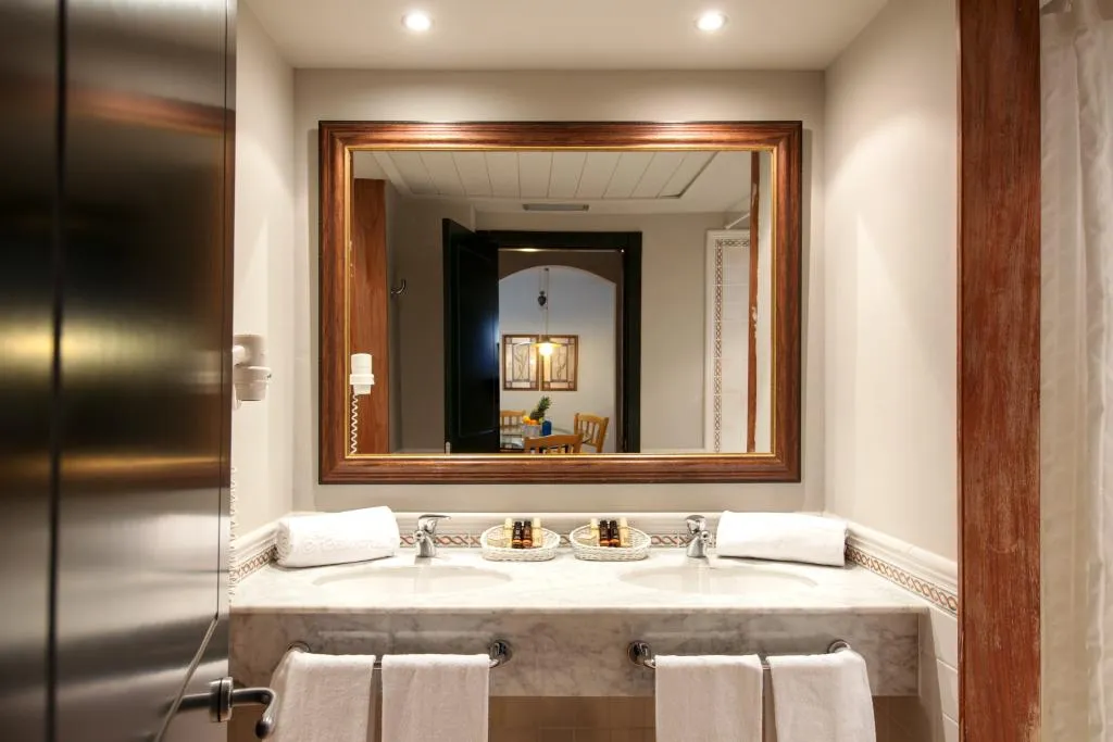 APARTMENT WITH TERRACE Room, Aparthotel Suites Vila Birdie, Costa Brava