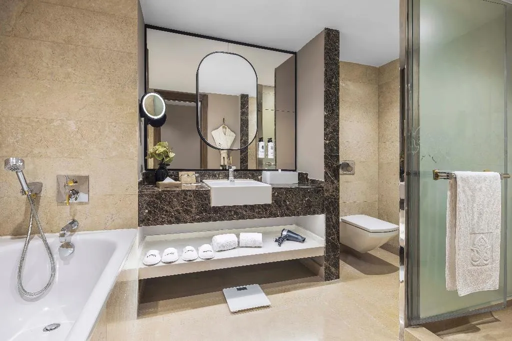 DOUBLE SINGLE USE DELUXE SEA VIEW Room, Kempinski Hotel The Dome, Antalya