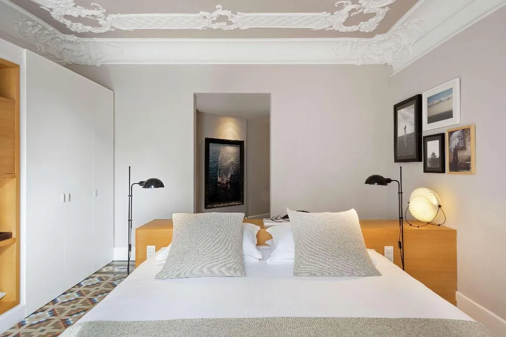 Room, Alexandra Barcelona, Curio Collection by Hilton, Barcelona