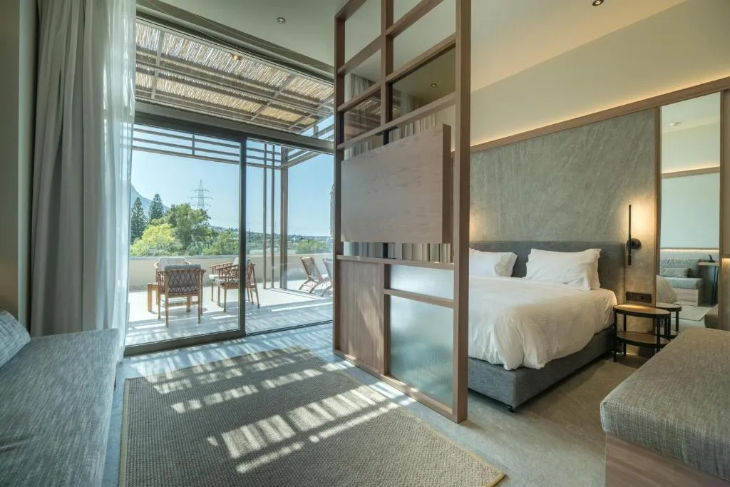JUNIOR SUITE WITH JACUZZI Room, King Minos Retreat Resort and Spa, Crete