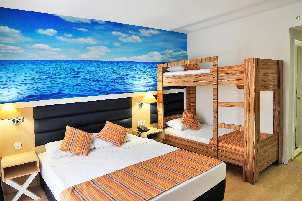 DOUBLE BUNK BED Room, Club Aqua Plaza, Antalya