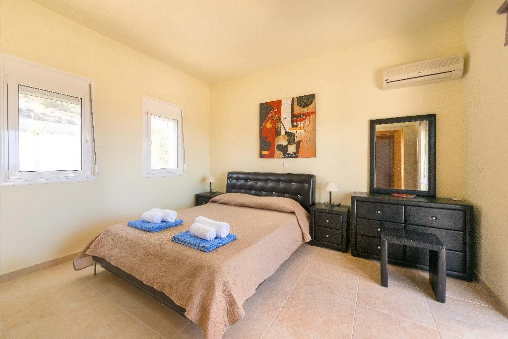 Room, Athoniki Villas, Rhodes