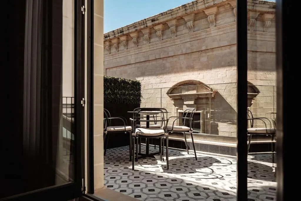 SUITE DELUXE Room, The Cumberland, Malta