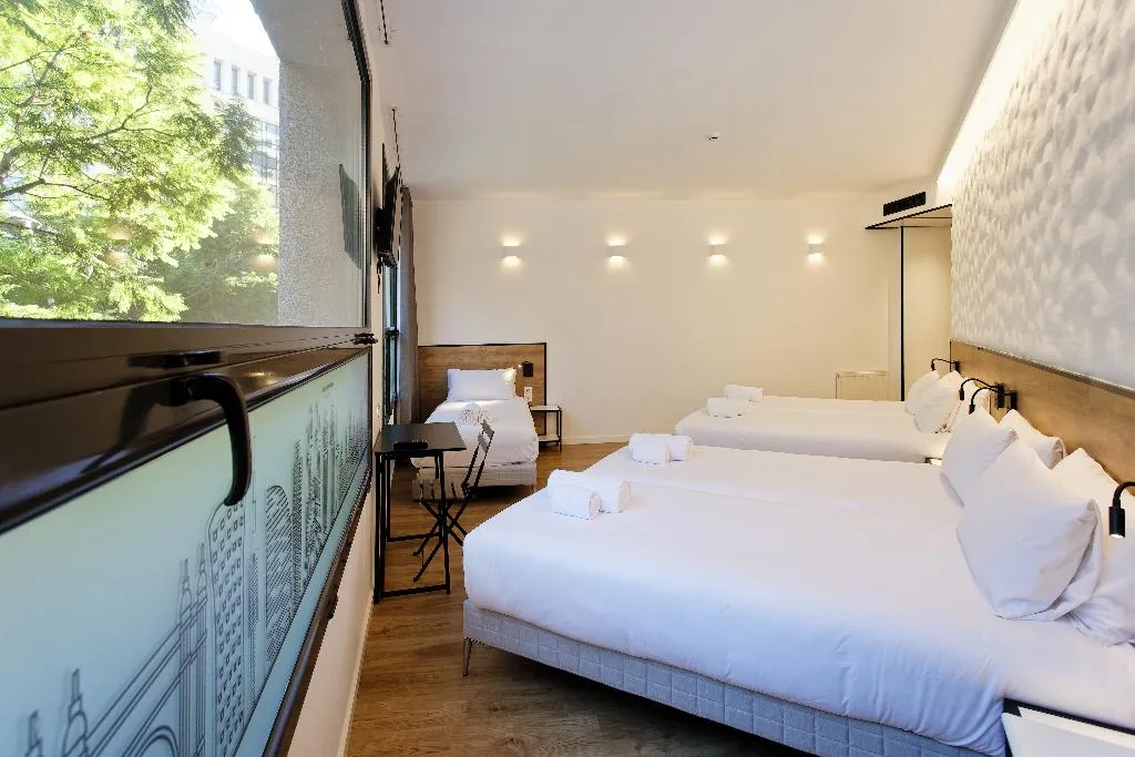 FAMILY ROOM SUPERIOR Room, Green House Hotel, Barcelona