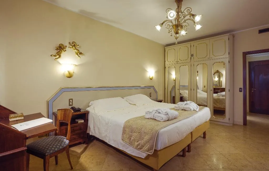 DOUBLE SUPERIOR Room, AbanoRITZ Hotel Thermae and Wellness, Venice