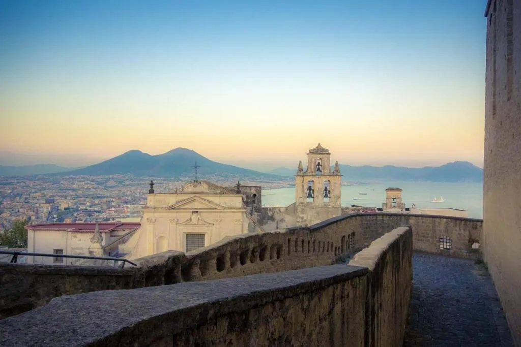 General view, Hostel of the Sun, Naples