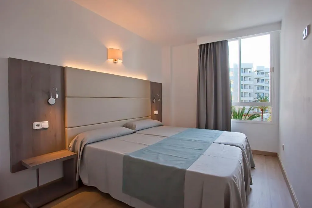 APARTMENT SEA VIEW Room, Playa Dorada, Majorca