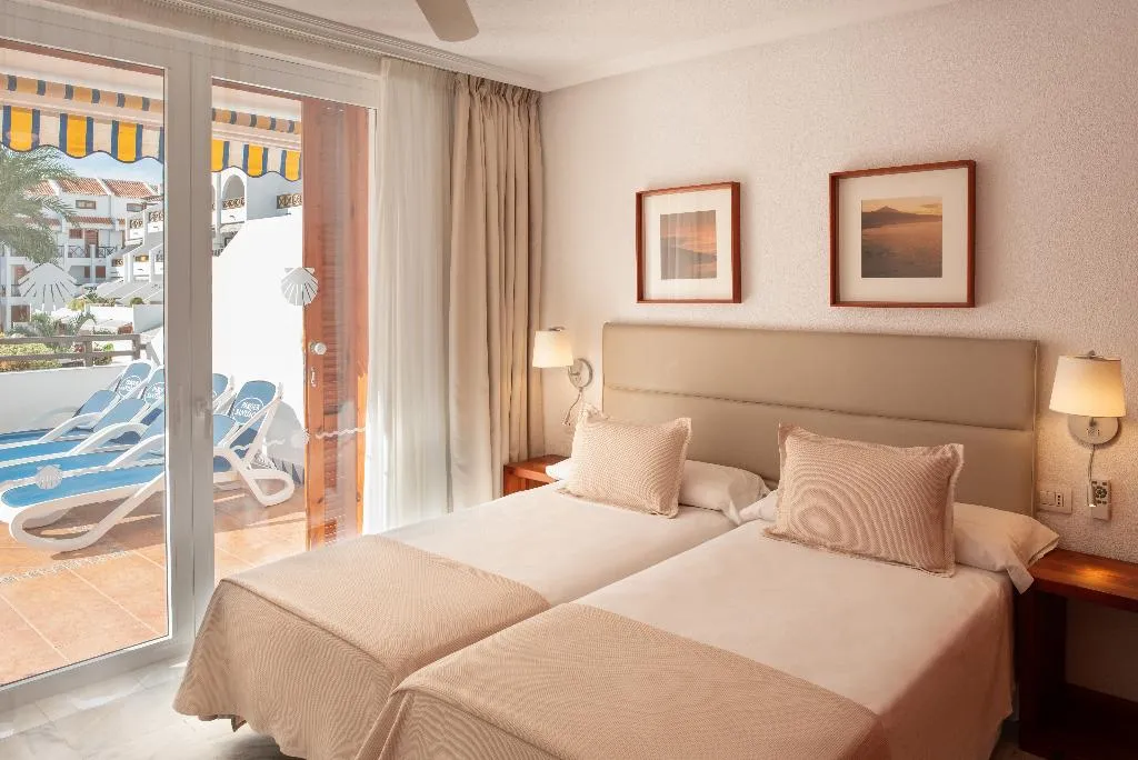 APARTMENT SUPERIOR TWO BEDROOMS Room, Parque Santiago III, Tenerife