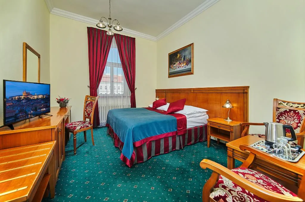 DOUBLE SUPERIOR Room, Green Garden Hotel Prague, Prague