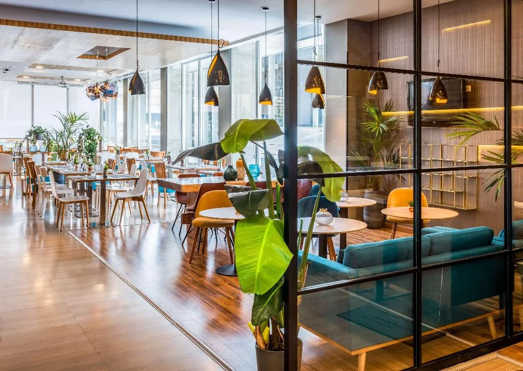 Restaurant, Hotel Madrid Chamartín Affiliated by Meliá, Madrid