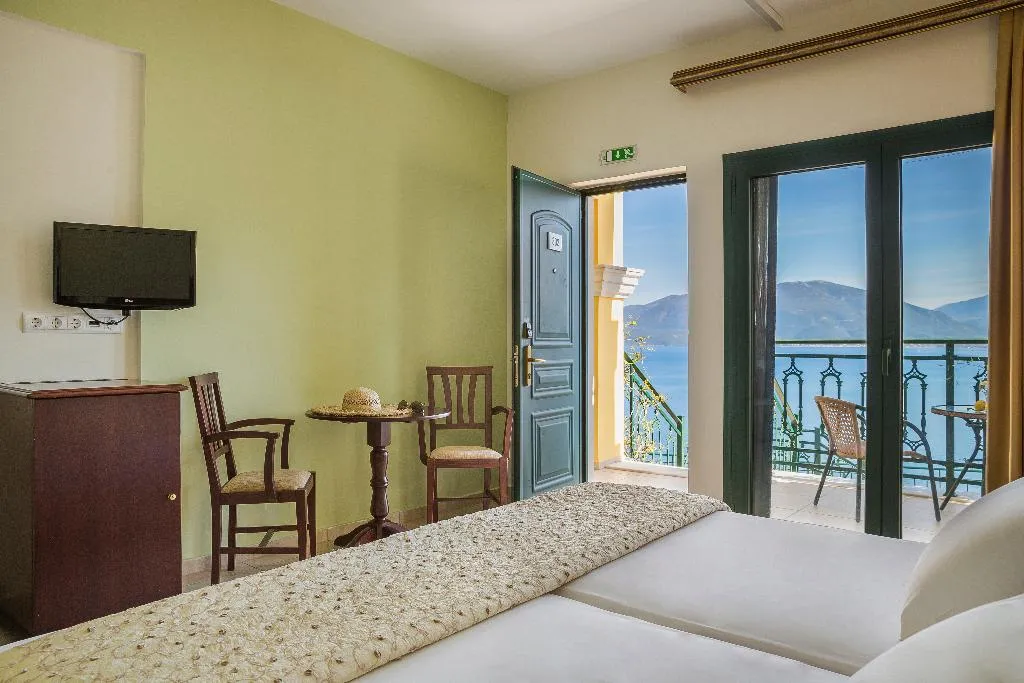 DOUBLE DELUXE SEA VIEW Room, Kefalonia Bay Palace by GHH, Kefallinia