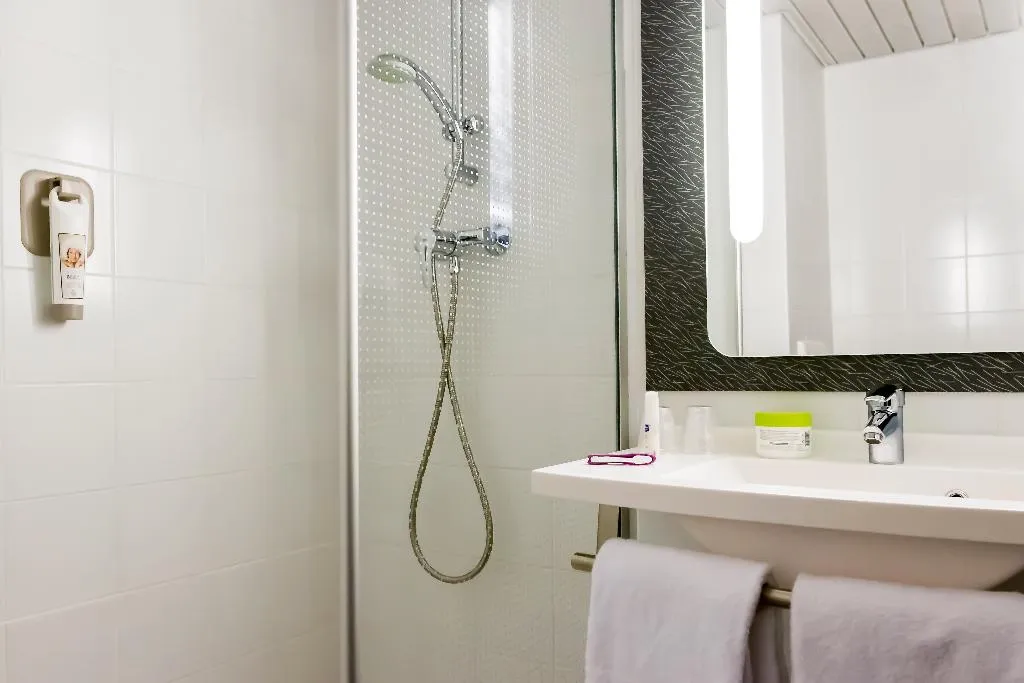 DOUBLE SUPERIOR Room, ibis Porto Sao Joao, Porto
