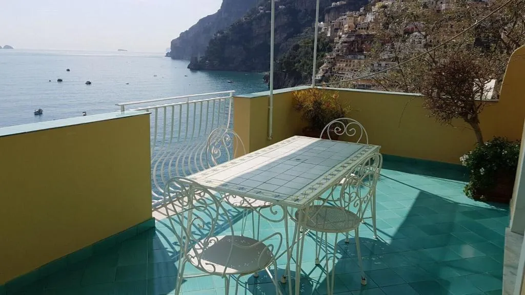 Terrace, Hotel Marincanto, Naples