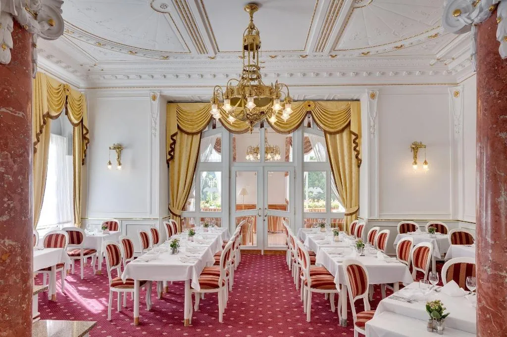 Restaurant, Danubius Health Spa Resort Hvezda, Prague