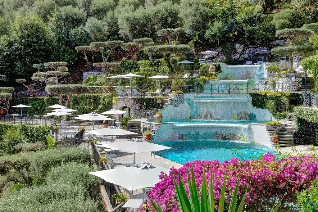 Pool, Grand Hotel Capodimonte, Naples