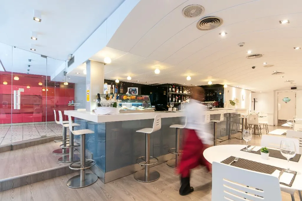 Bar, Reding Croma, Barcelona