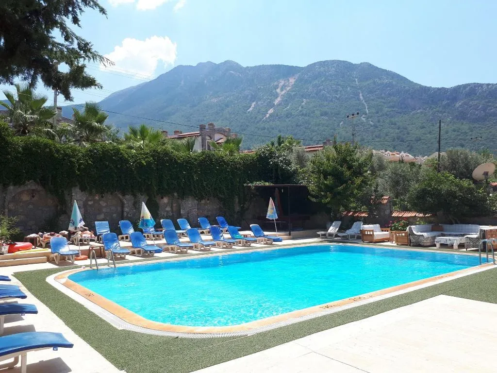 Sports and Entertainment, Everest Pansiyon, Dalaman