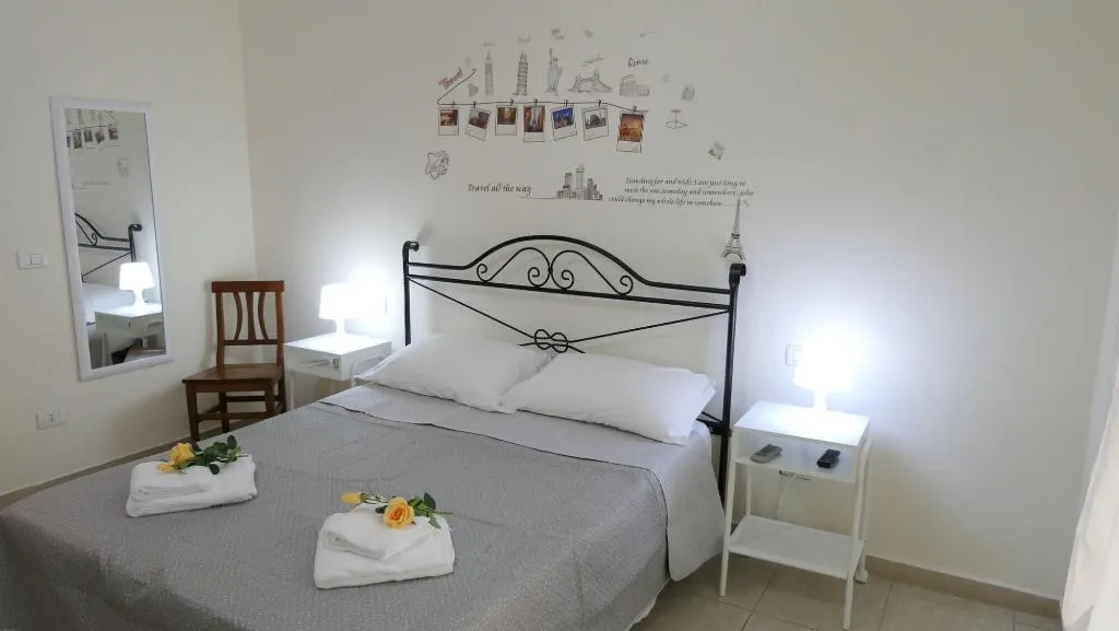 Room, B&B Dimora Cirillo, Naples