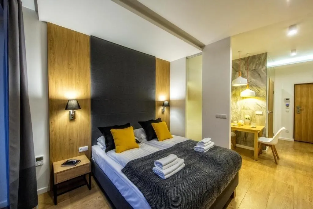 Room, ApartHotel Giewont, Krakow