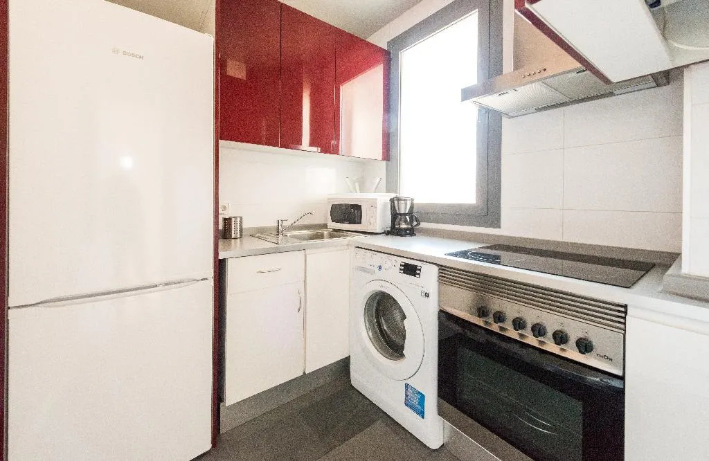 APARTMENT CAPACITY 4 ONE BEDROOM Room, Apartamentos Madrid Puerta del Sol, Madrid
