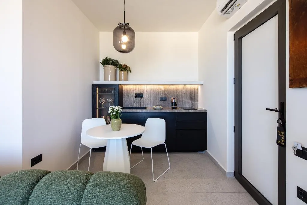 SUITE DELUXE SEA VIEW Room, Aristea, Crete