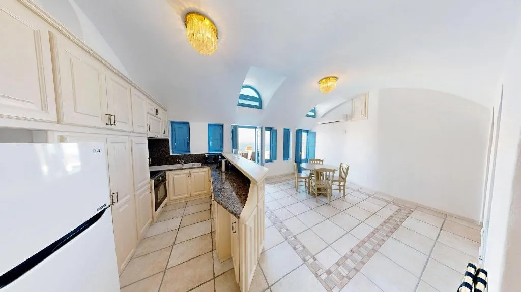 Room, Golden Grey Goose, Santorini