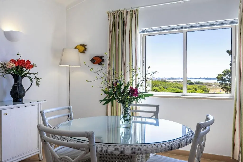Room, Vila Palmeira, Algarve