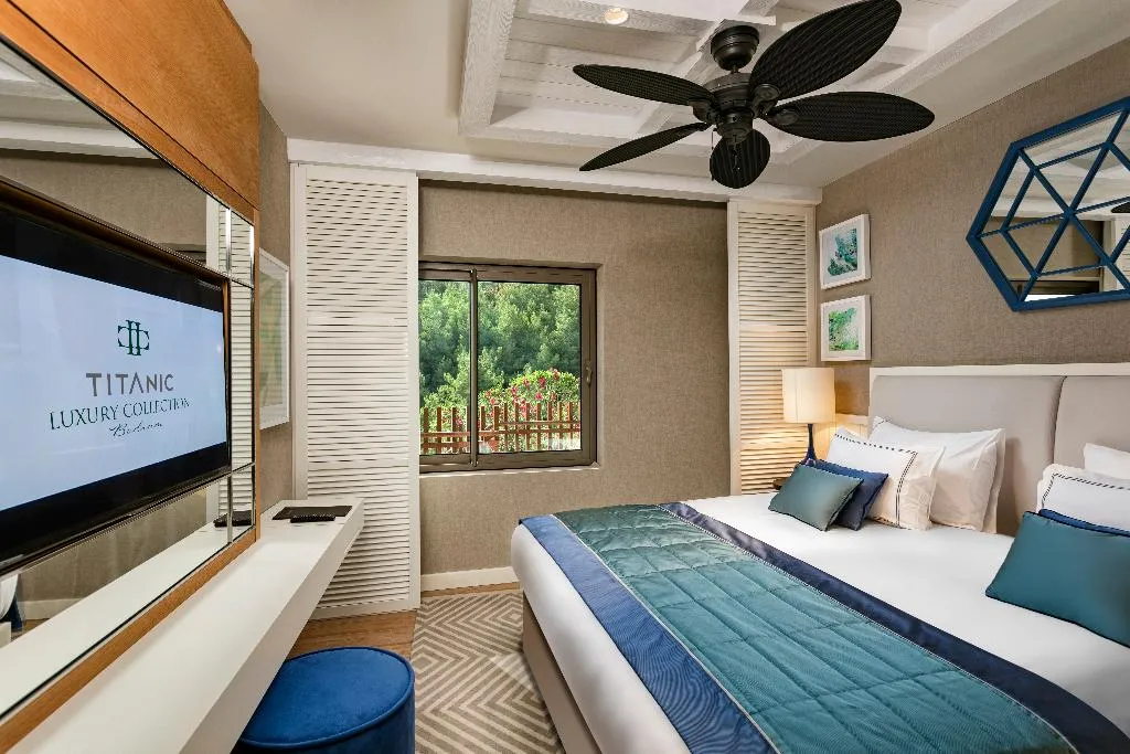 FAMILY ROOM STANDARD Room, Titanic Luxury Collection Bodrum, Bodrum