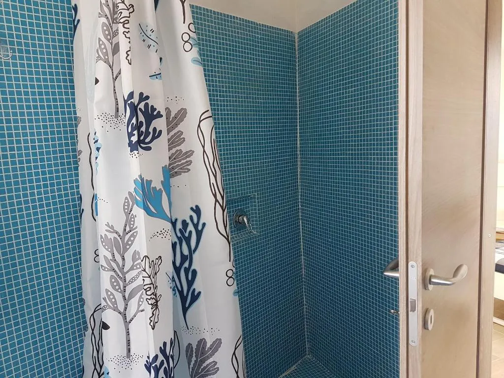Room, Il Paradiso Sul Mare, Rome