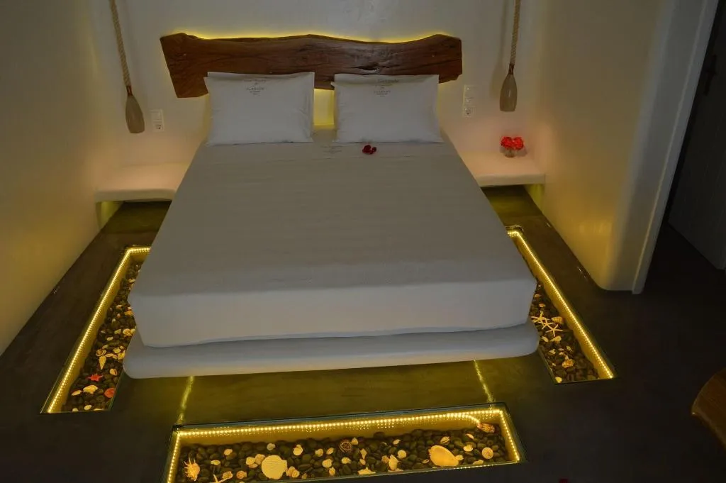 Room, Flaskos Suites, Mykonos