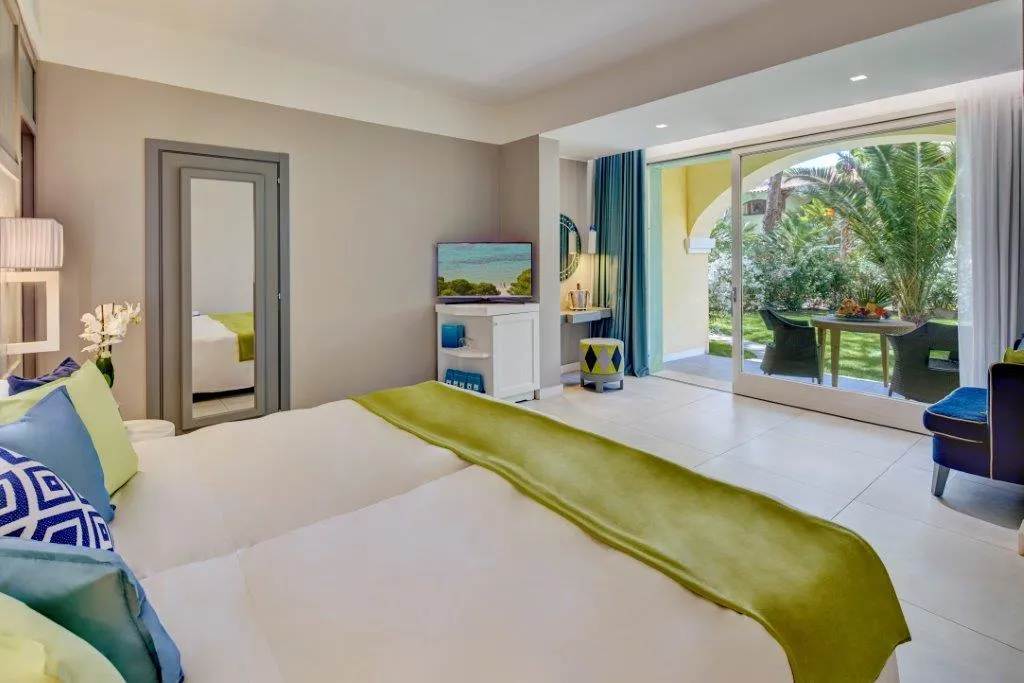 FAMILY ROOM DELUXE Room, Forte Village Resort Pineta, Cagliari