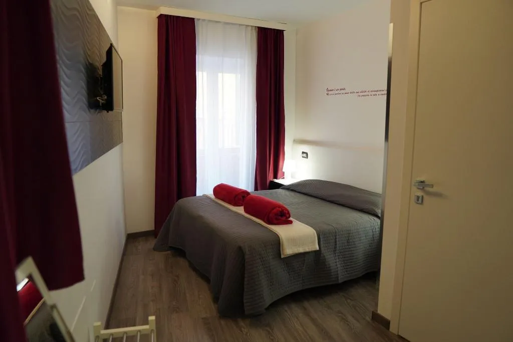 Room, NicaDomus B&B, Catania