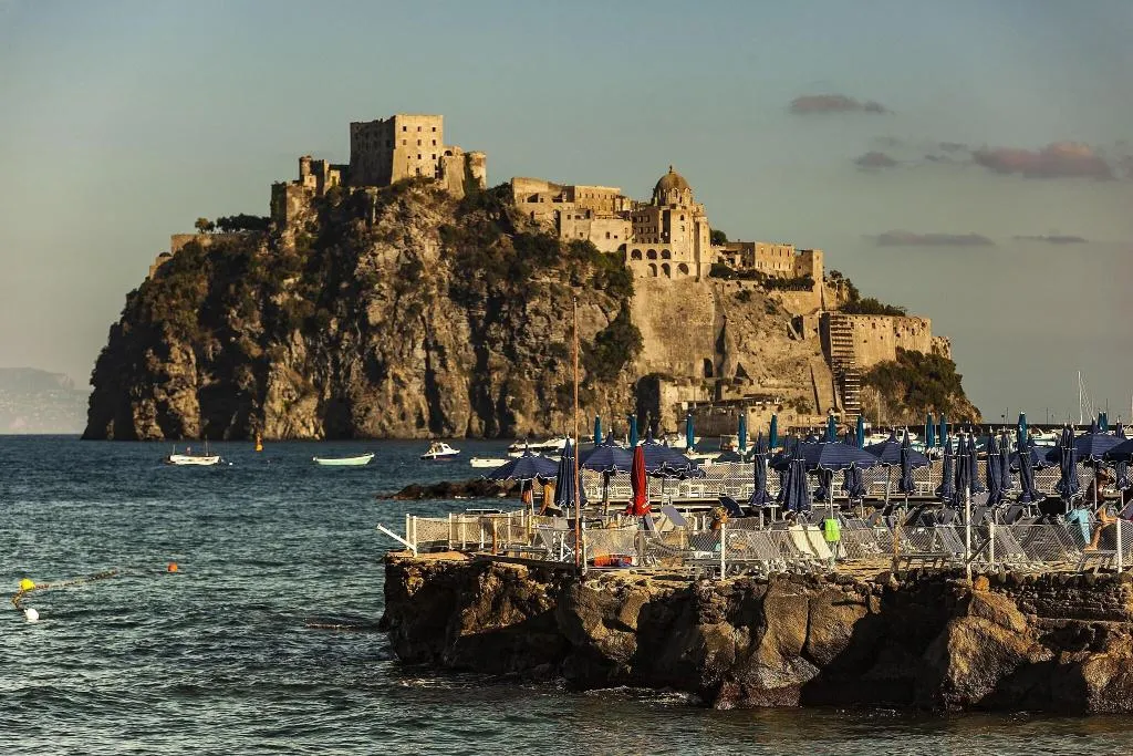 General view, Grand Hotel il Moresco, Naples