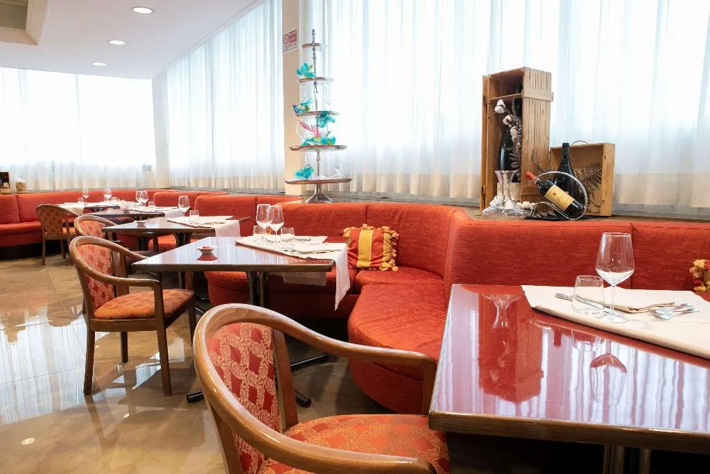 Restaurant, Etrusco Arezzo Hotel, Sure Hotel Collection by Bes, Florence
