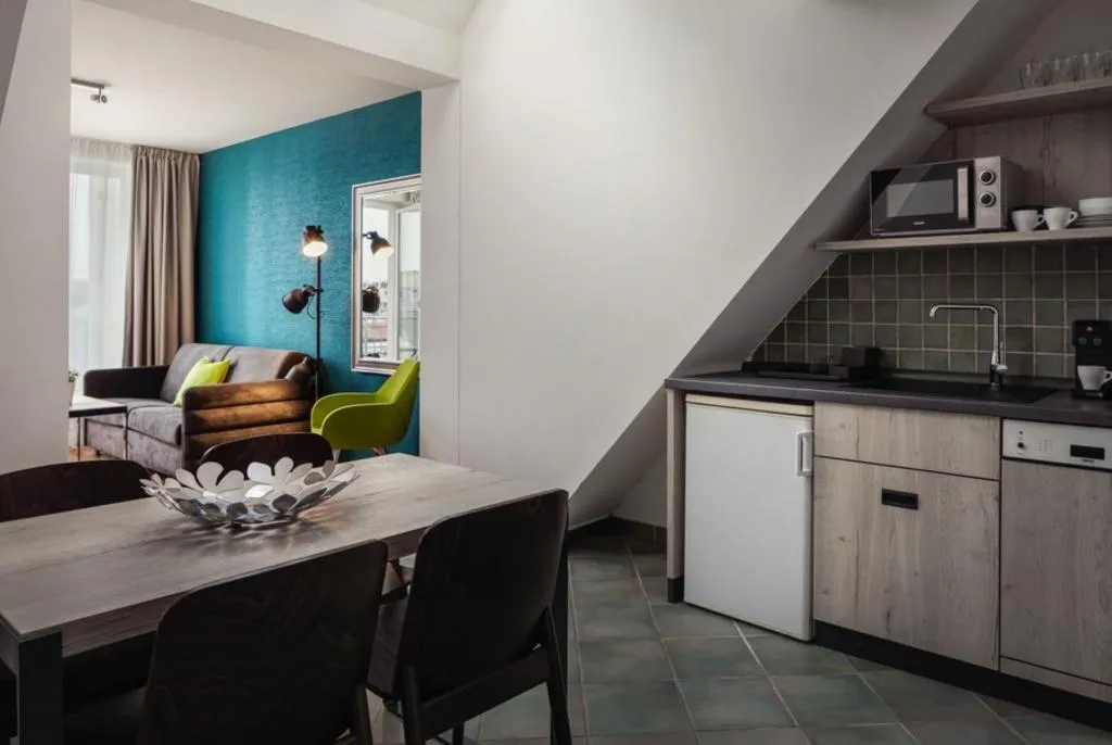 STUDIO WITH BALCONY Room, EA ApartHotel Melantrich, Prague