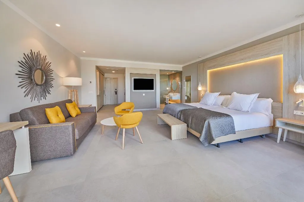 JUNIOR SUITE STANDARD Room, Bahia Principe Explore Fantasia All Inclusive, Tenerife