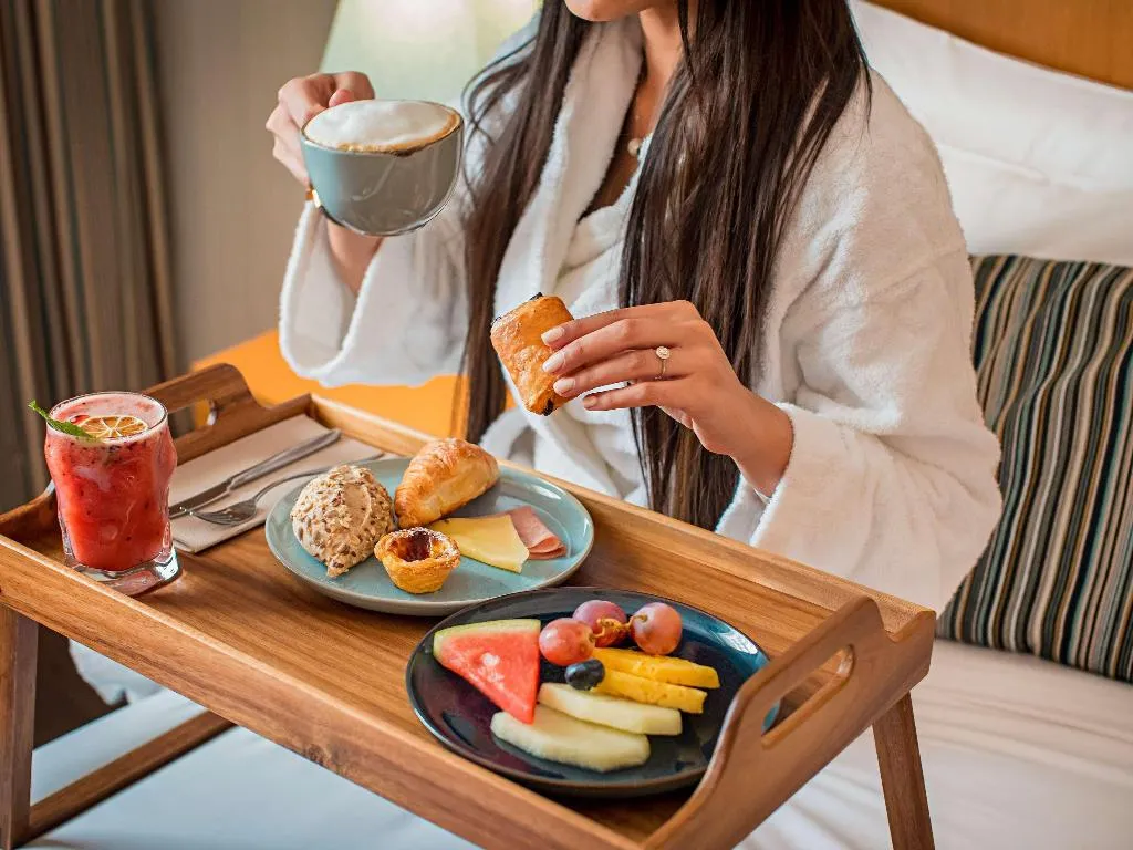 Sports and Entertainment, Mercure Lisboa Almada Hotel, Lisbon