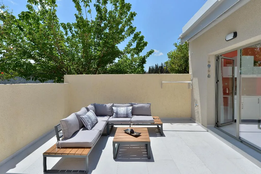 DOUBLE SUPERIOR WITH BALCONY Room, Swan Paradise Residences, Kalamata