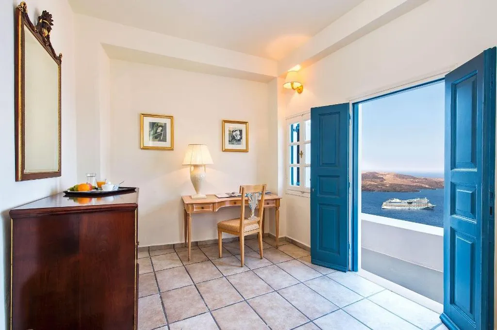 Room, Golden Grey Goose, Santorini