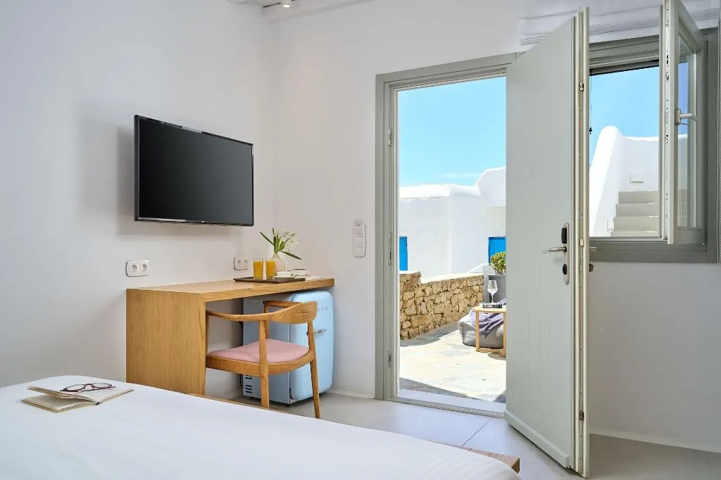 Room, Adorno Suites Mykonos, Mykonos