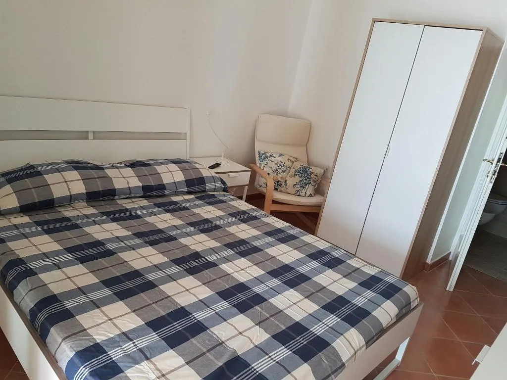 Room, Il Paradiso Sul Mare, Rome