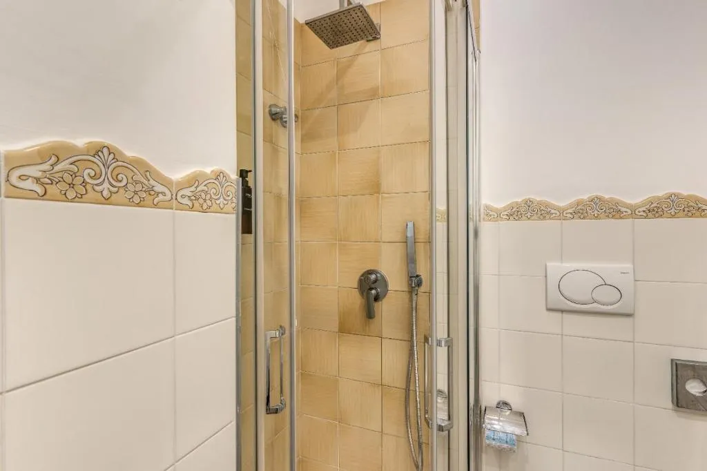 TRIPLE STANDARD Room, Sorrento City, Naples