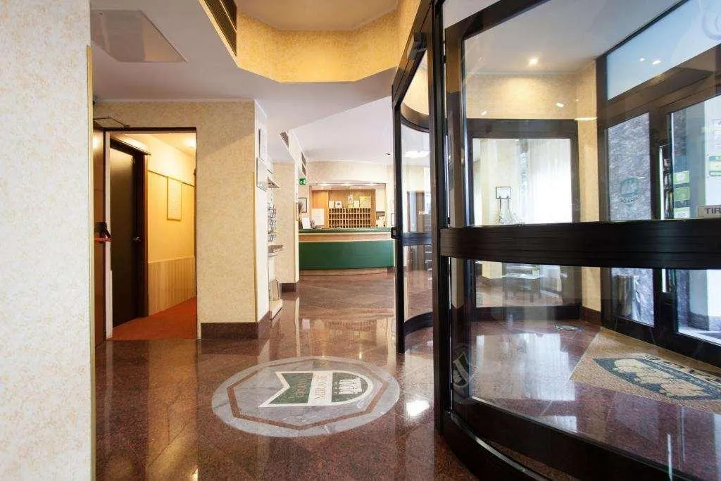 Lobby, Residence Desenzano, Milan
