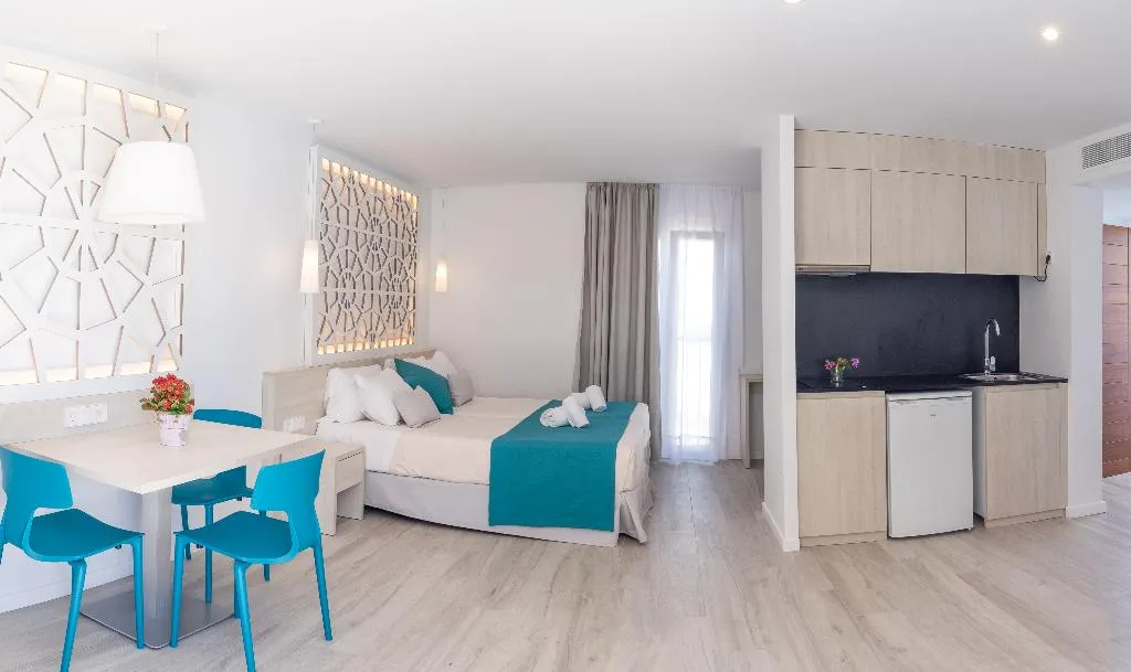 STUDIO SUPERIOR Room, Hotel Club Es Talaial, Majorca