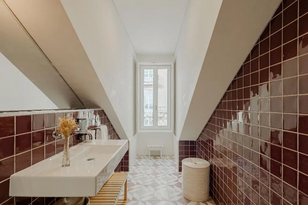 APARTMENT DELUXE TWO BEDROOM Room, Almaria - Edificio Da Corte, Lisbon