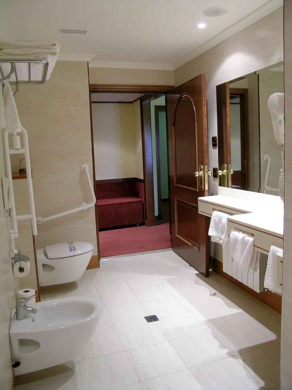 TRIPLE STANDARD Room, Sercotel Cuatro Postes, Madrid