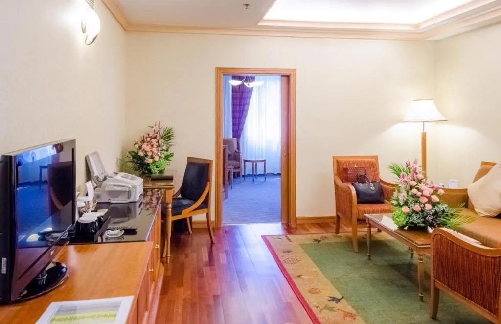 Room, Avenue Hotel, Dubai